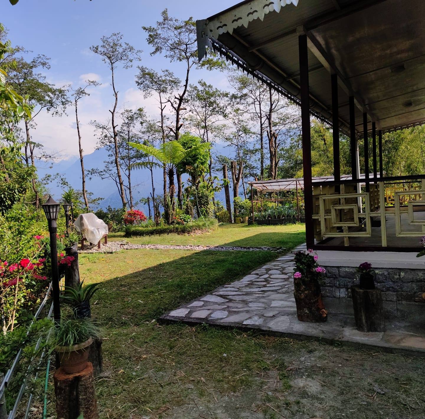 Tripoo Rhisum the Haapo retreat