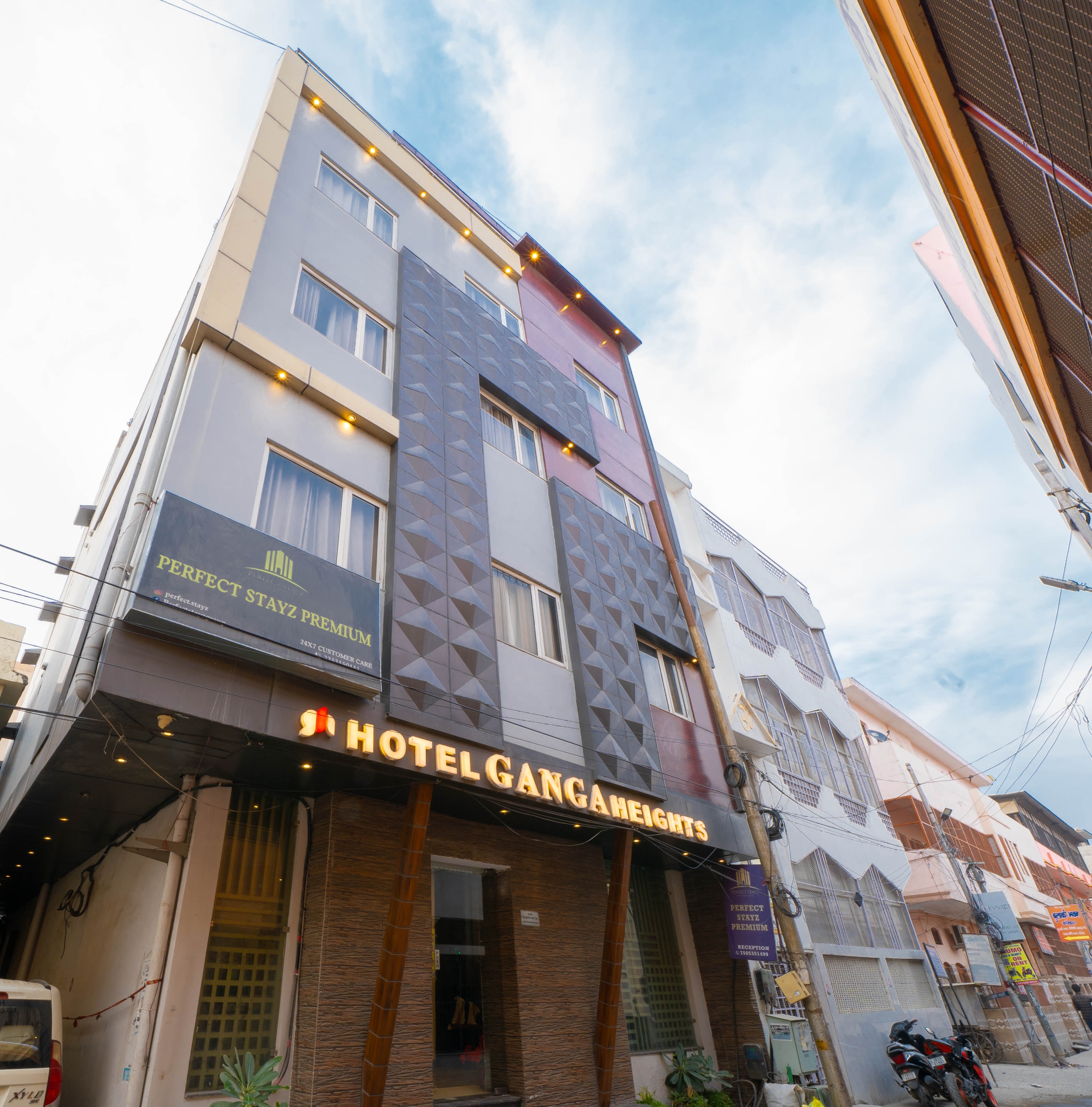 Perfectstayz Premium @ Harki pauri Road ( formerly Ganga Heights )