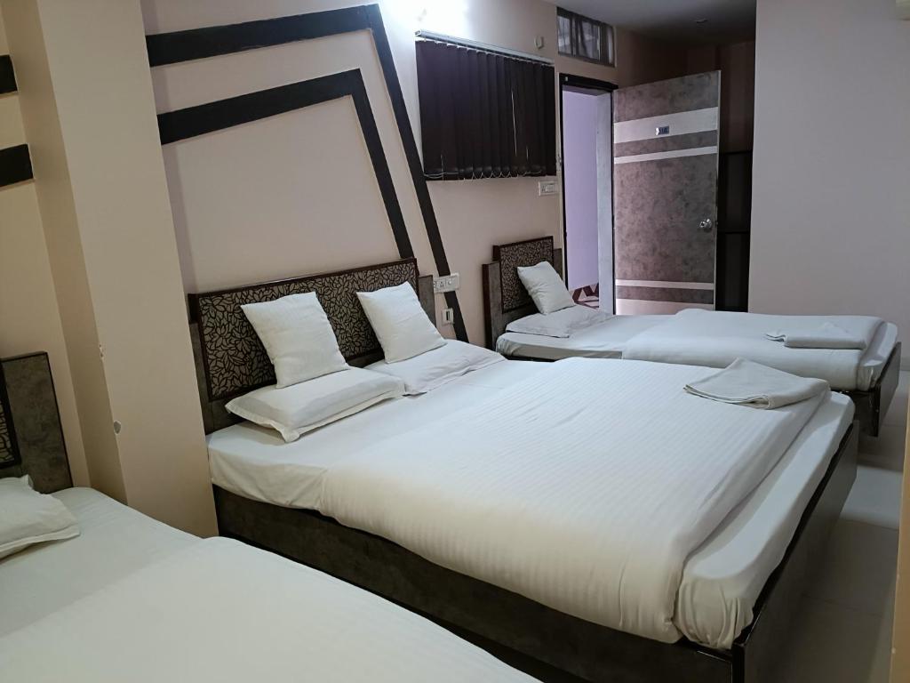 Hotel Satyam Jaigaon