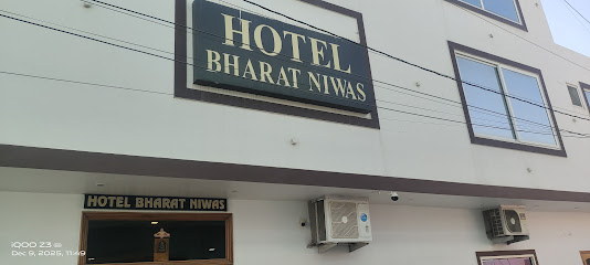 Hotel Bharat Niwas