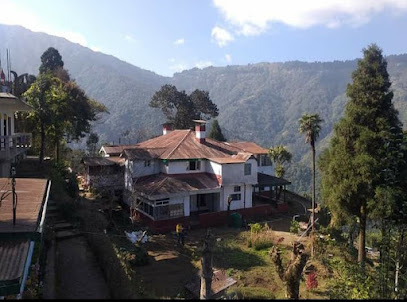 Senchal Valley Homesatay